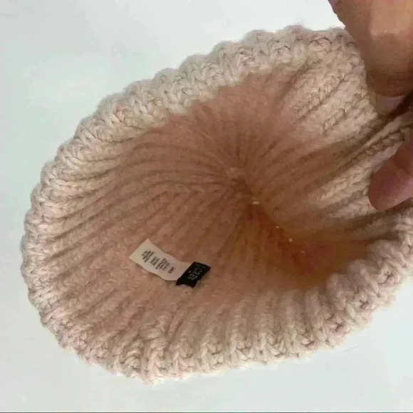 J.Crew Wool Blush Pink/White Pom Pom Beanie OS - Picture 5 of 6